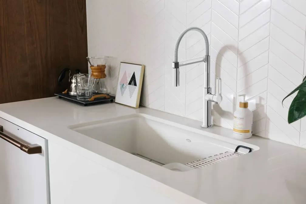 Sleek Volanta kitchen tap by Meissen in a contemporary kitchen setting.