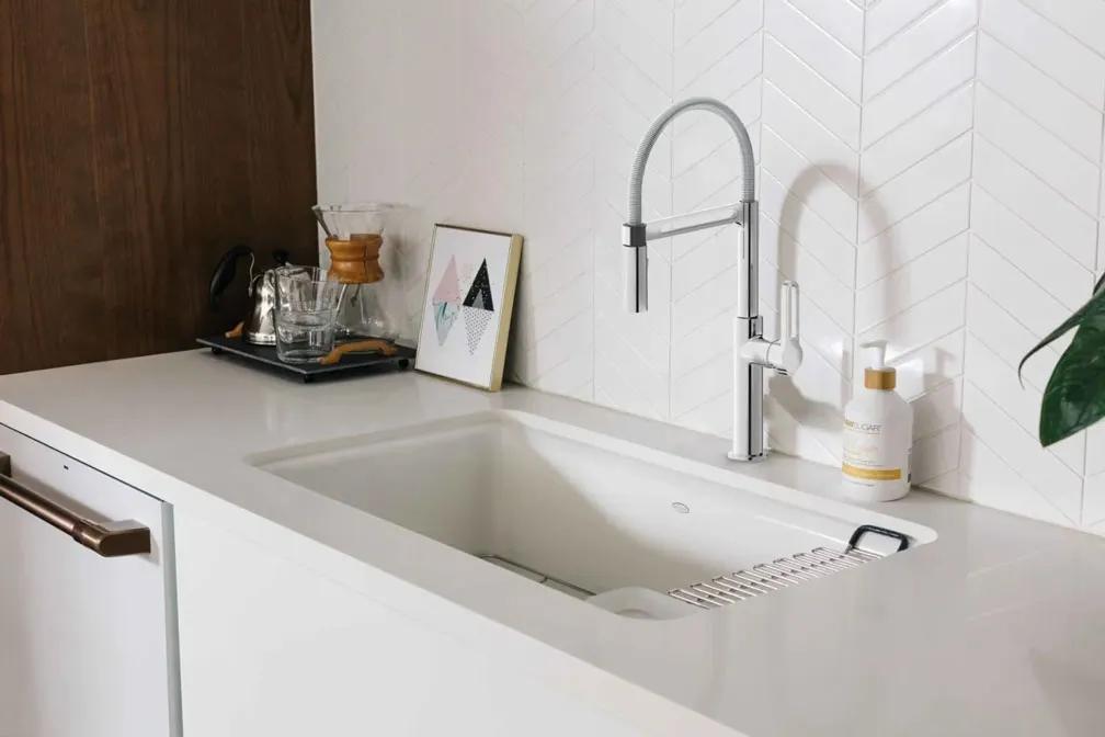 Luxury Volanta Kitchen Taps for Modern Interiors by Meissen